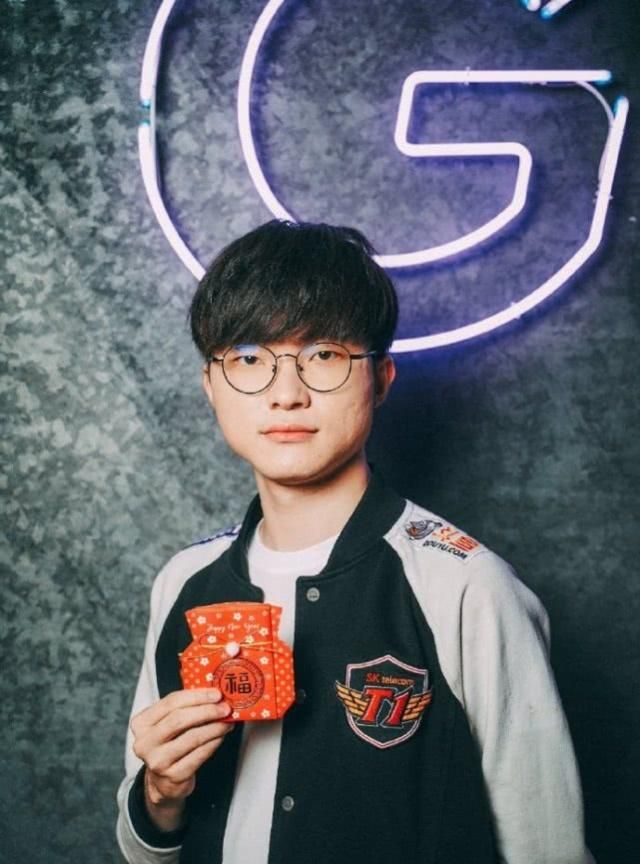 相较之下